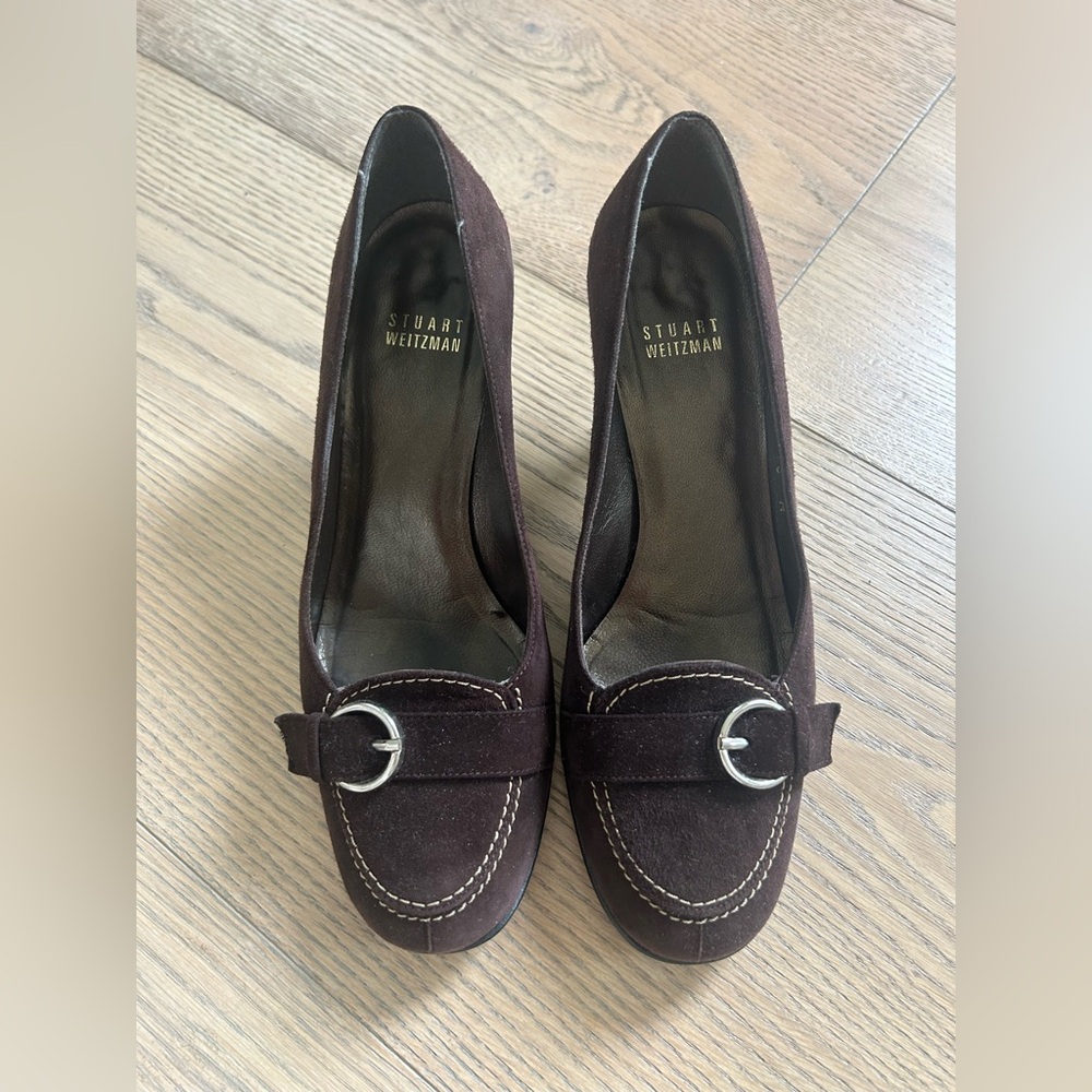 NEW Stuart Weitzman Dark Brown Suede kitten heel pumps size 6